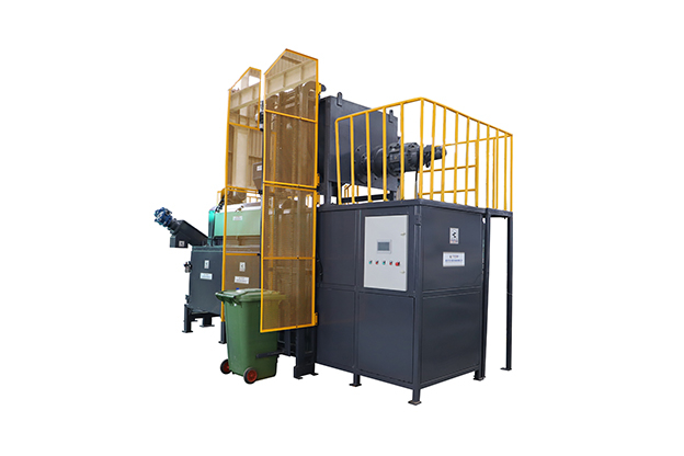 紙盒泡沫就地分揀 果蔬垃圾現(xiàn)場“壓榨”，這個市場果蔬垃圾這樣減量